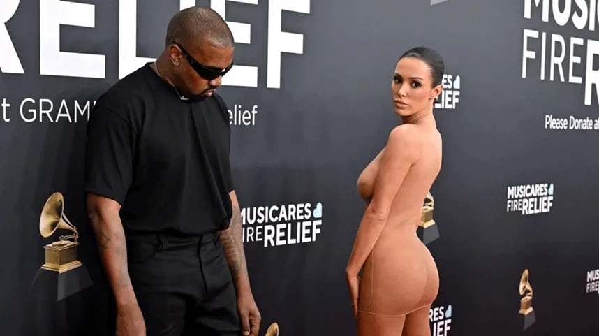 rickmedia: kanye-west-mkewe-wazua-gumzo-kwenye-red-carpet-tuzo-grammy-151-rickmedia