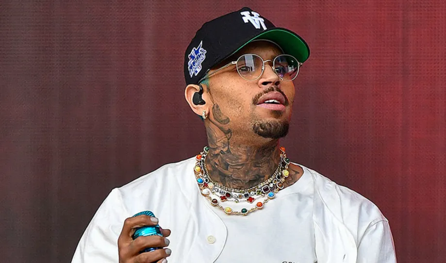 rickmedia: chris-brown-akamatwa-polisi-kisa-kumshambulia-producer-club-192-rickmedia