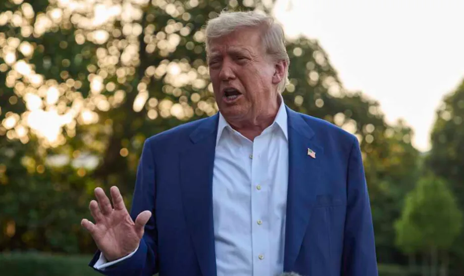 rickmedia: donald-trump-amesema-kuwa-china-inaweza-kuendelea-kununua-mafuta-iran-892-rickmedia
