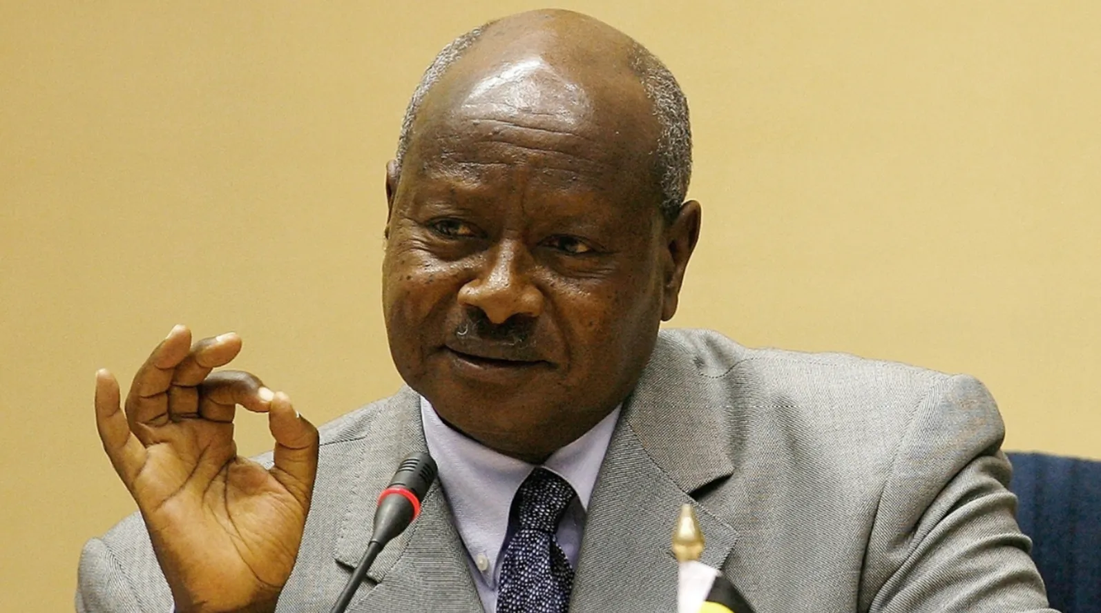 rickmedia: museveni-apitishwa-kugombea-urais-tena-uganda-567-rickmedia