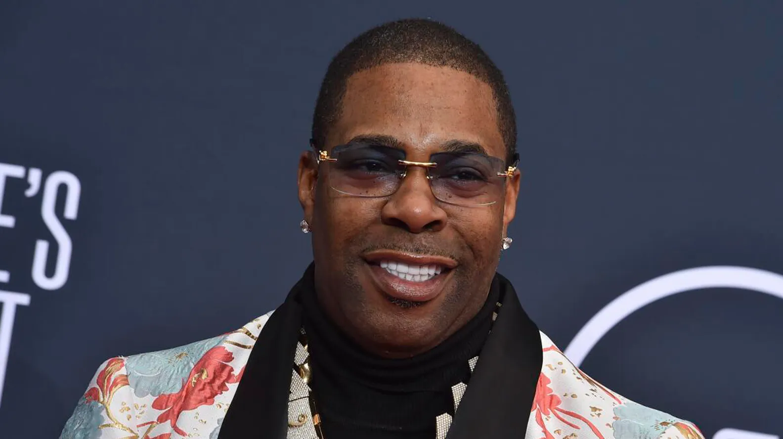 rickmedia: busta-rhymes-kupewa-nyota-holly-wood-walk-fame-897-rickmedia