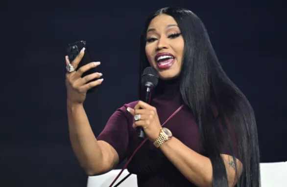 rickmedia: wamarekani-zaidi-6000-wakubali-nick-minaj-arudishwe-kwao-trinidad-760-rickmedia